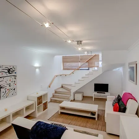 Casa de Férias One Bedroom House In Centre Of Alvor