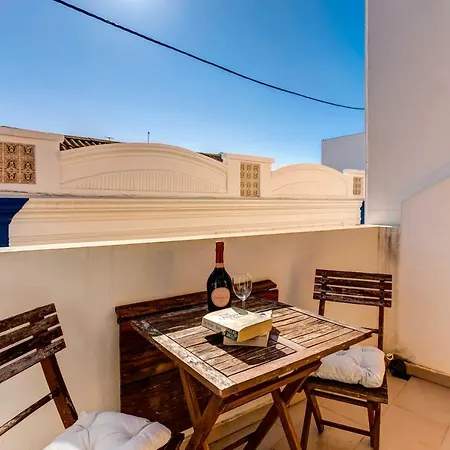 Casa de Férias One Bedroom House In Centre Of *